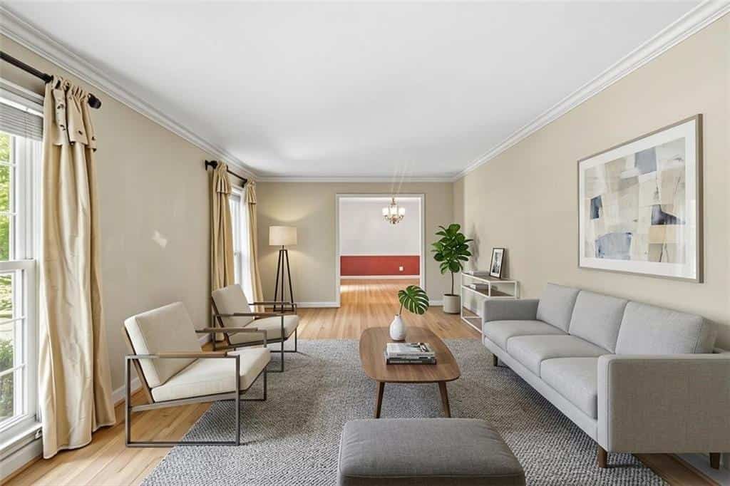 Listing photo 6