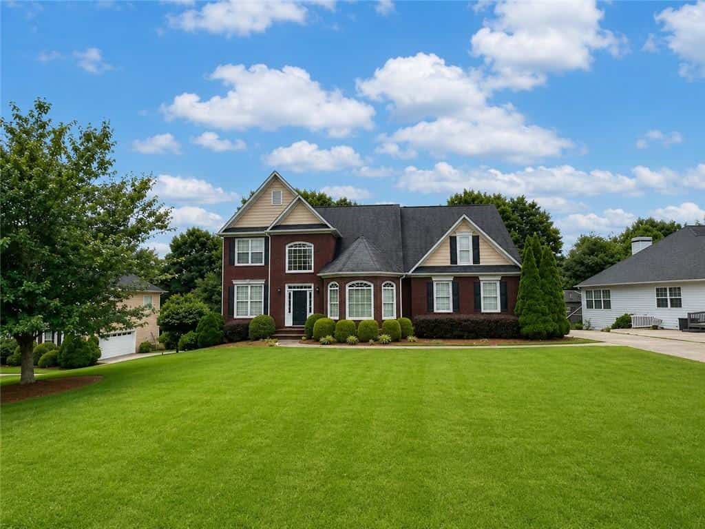 4010 Magnolia Leaf Lane, Suwanee, GA 30024