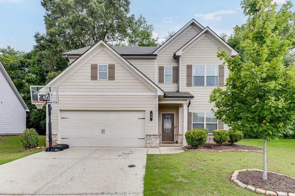 23 Dorset Way, Hoschton, GA 30548