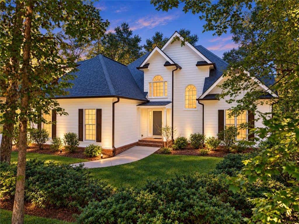 315 Thorntree Lane, Canton, GA 30115