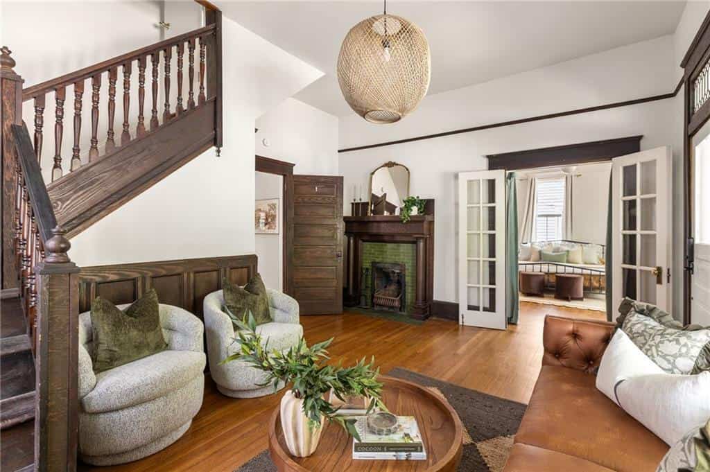 Listing photo 6