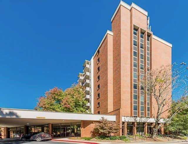 300 Johnson Ferry Road NE B604 #B604, Sandy Springs, GA 30328