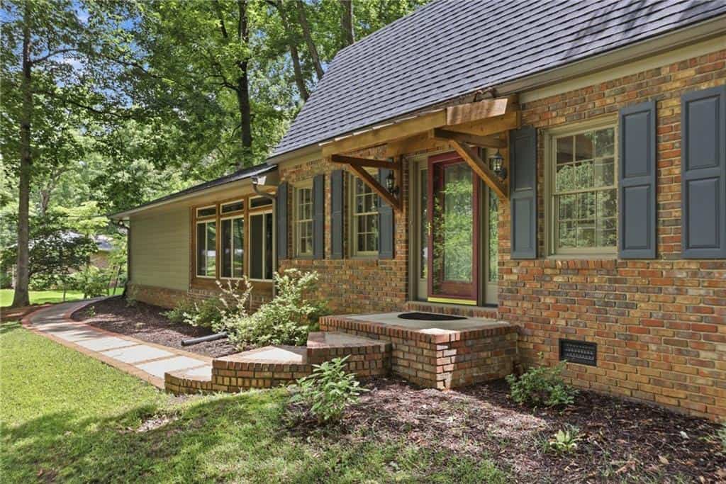 643 Grove Parkway SE, Marietta, GA 30067