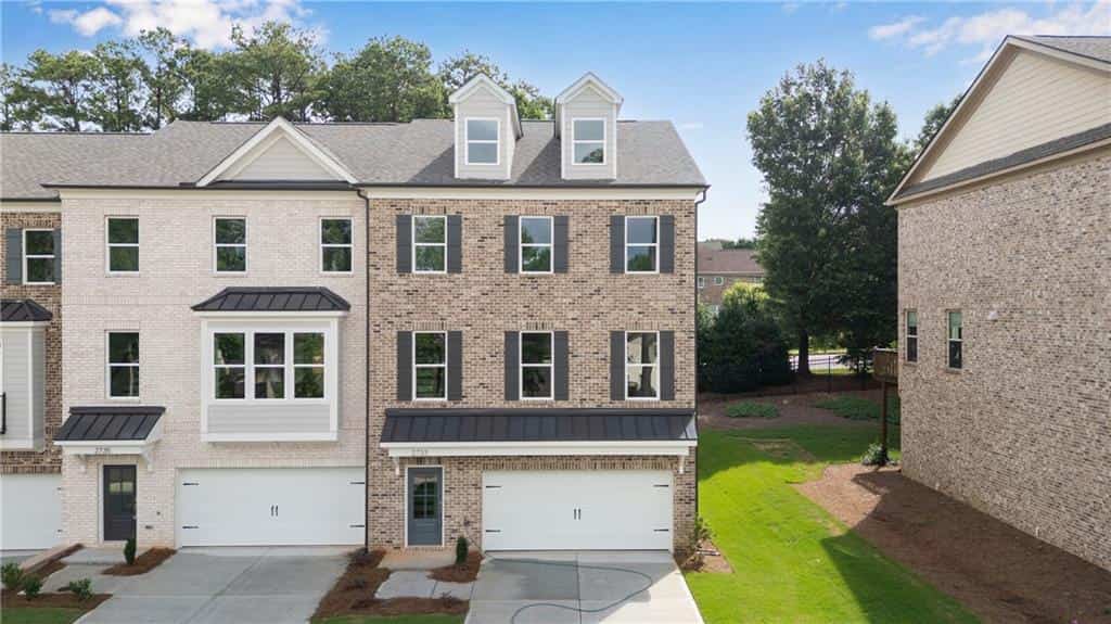 2733 Hallwood Lane, Suwanee, GA 30024