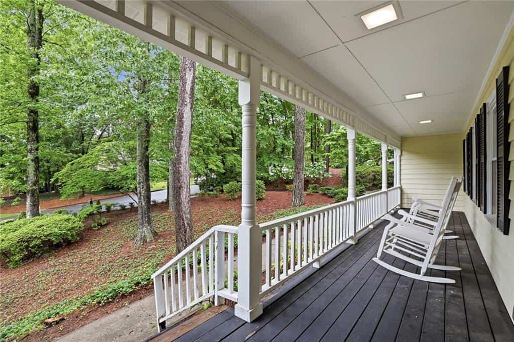 Listing photo 6