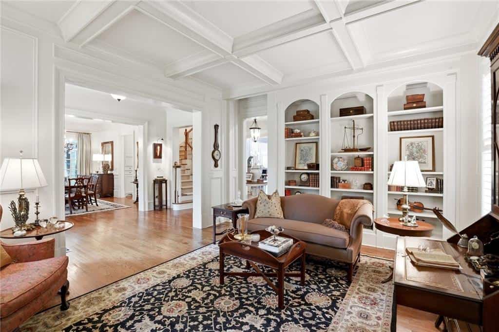 Listing photo 6