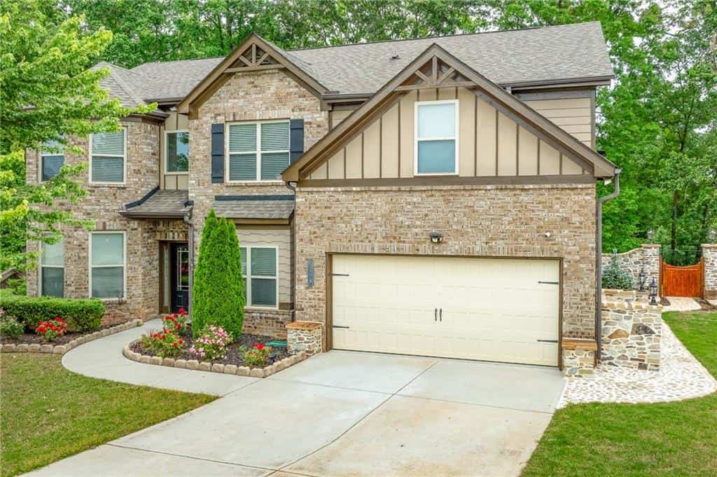 5908 Park Bay Court, Flowery Branch, GA 30542