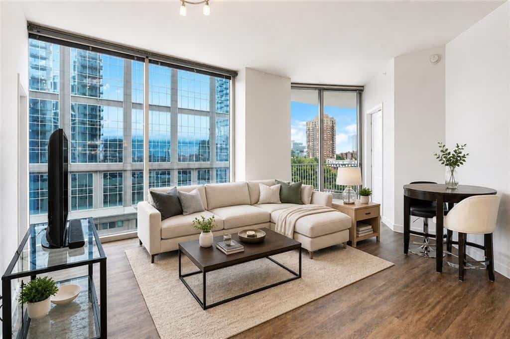 400 W Peachtree Street NW 806 #806, Atlanta, GA 30308