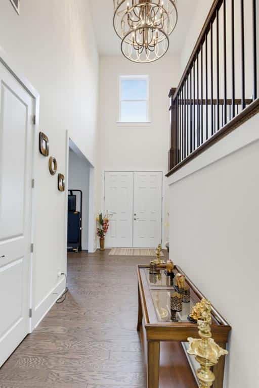 Listing photo 6