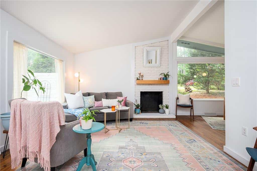 Listing photo 6