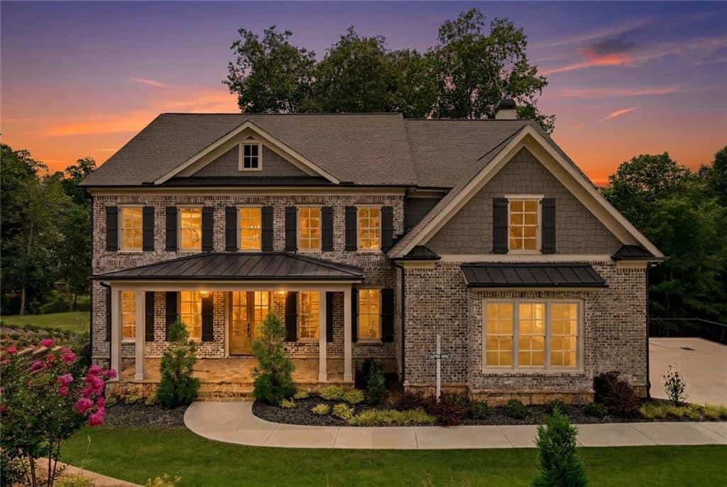 4847 Basingstoke Drive W, Suwanee, GA 30024