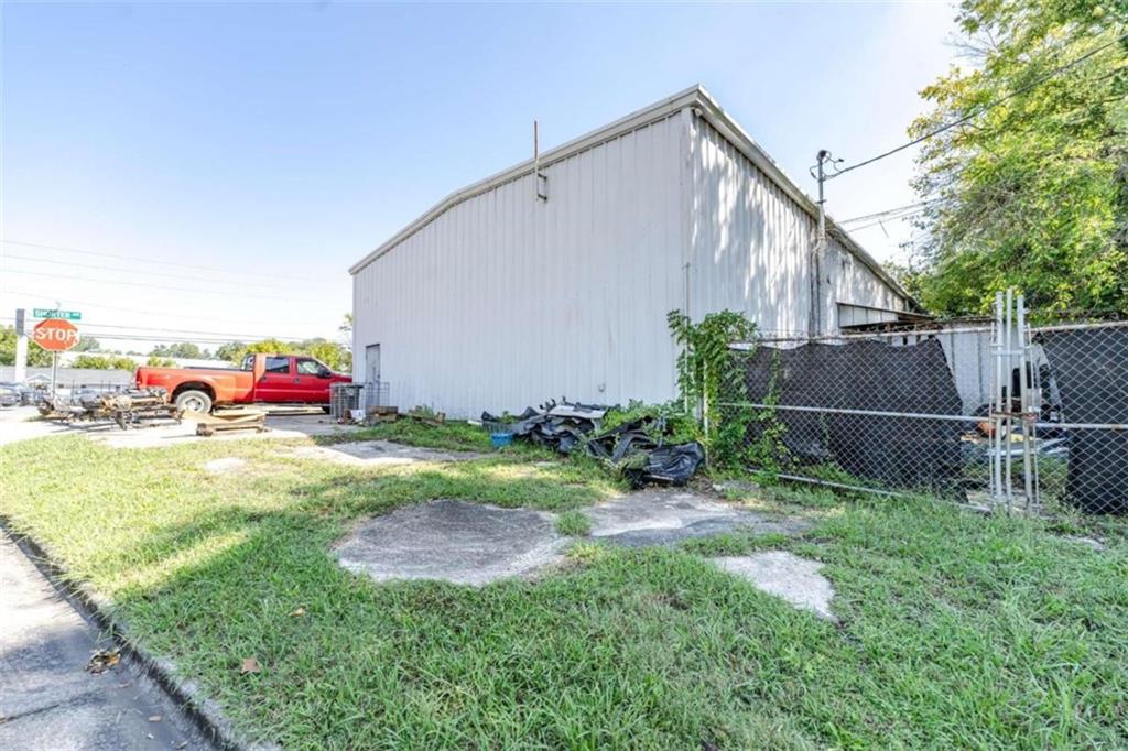 Listing photo 6