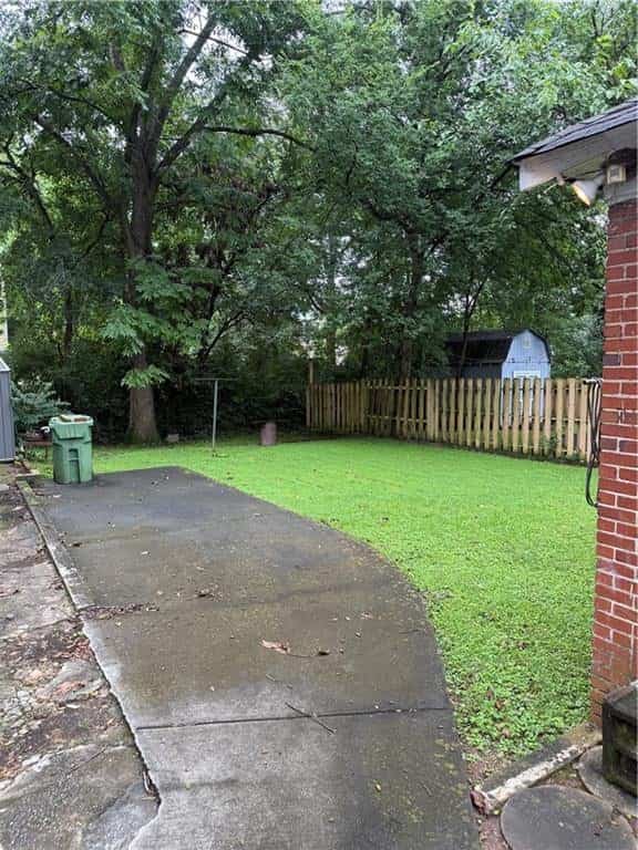 Listing photo 5