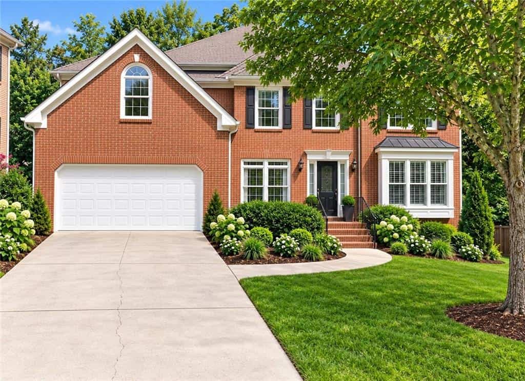 12700 Oxfordshire Court, Johns Creek, GA 30005