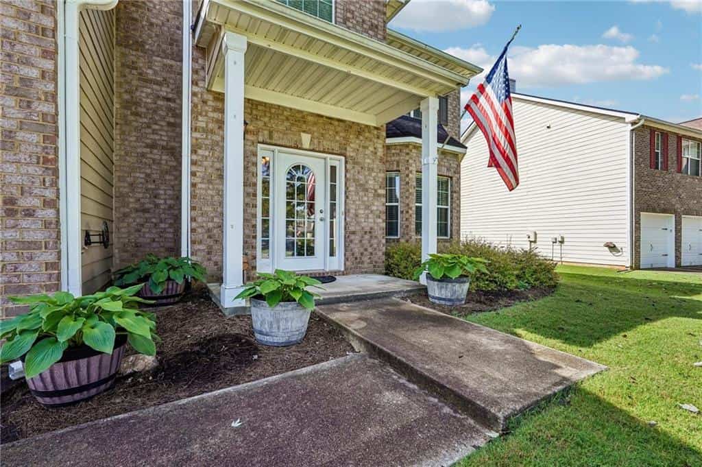 Listing photo 4
