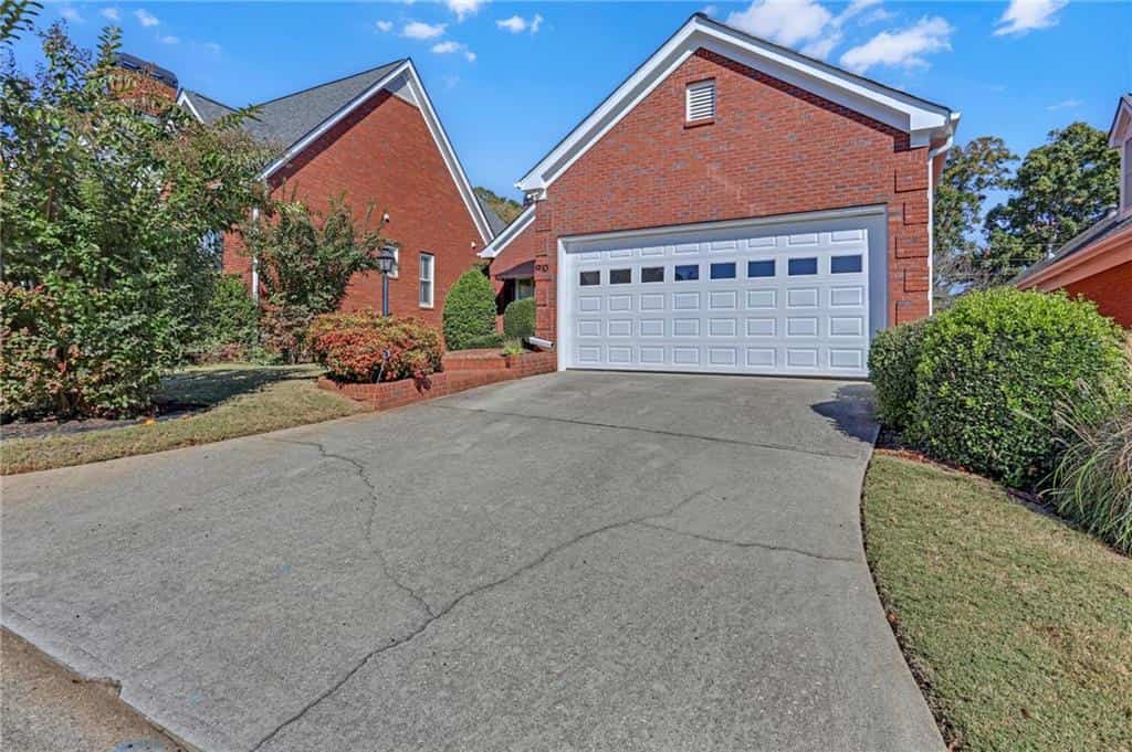 1910 Stockton Walk Lane, Snellville, GA 30078