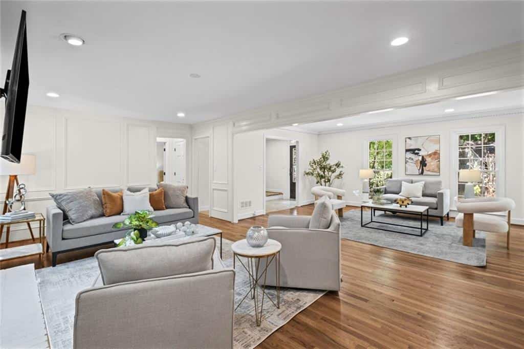 Listing photo 6