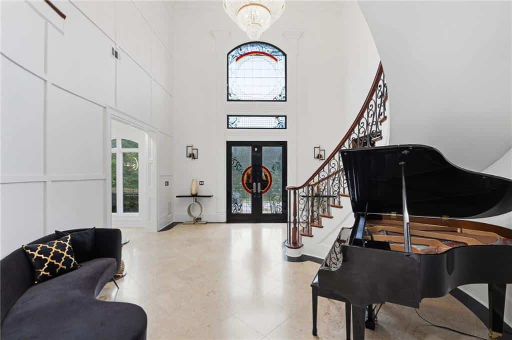 Listing photo 4