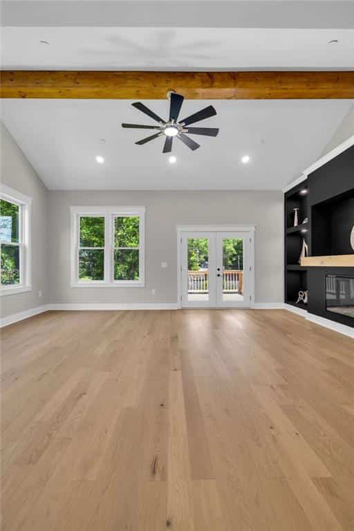 Listing photo 6