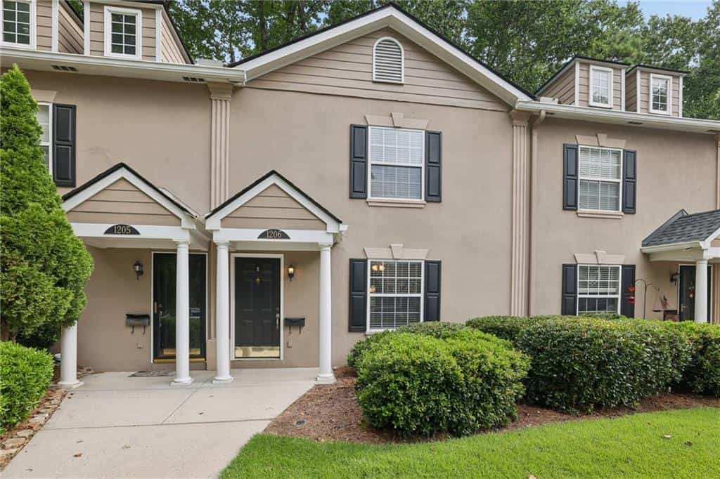1206 Brighton Point, Sandy Springs, GA 30328