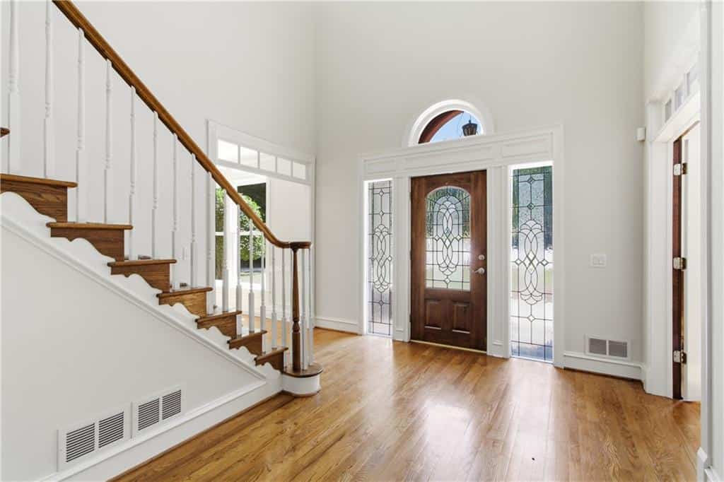Listing photo 6