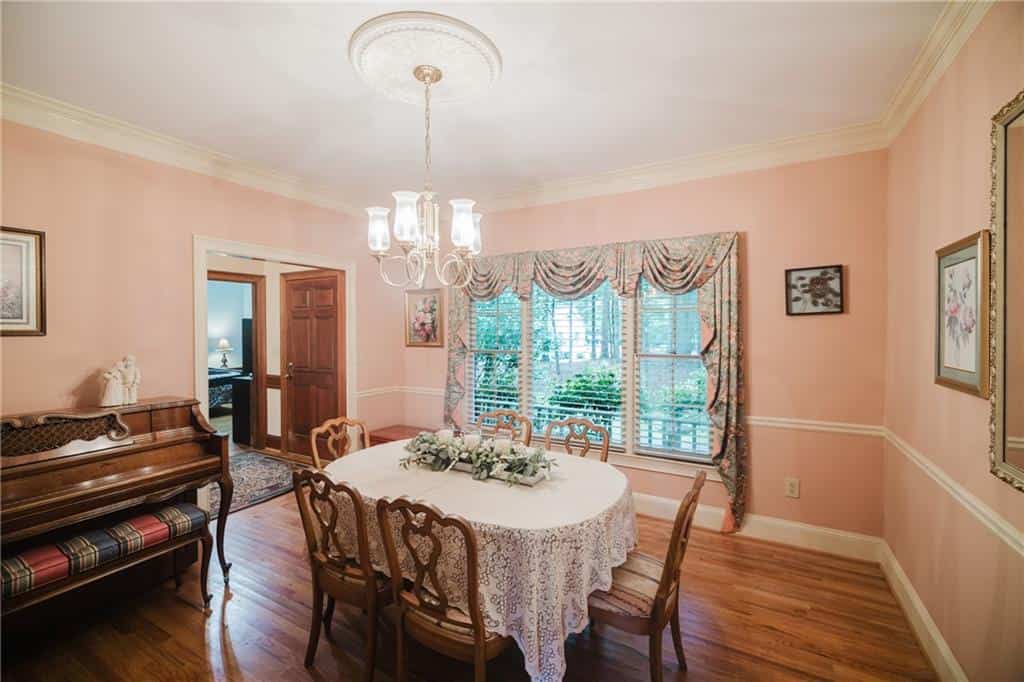 Listing photo 6