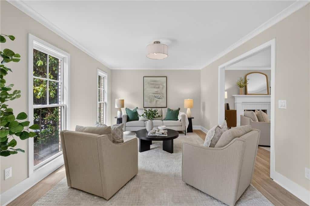 Listing photo 6