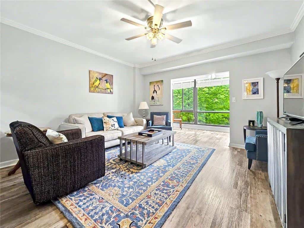 1800 Clairmont Lake 301 #301, Decatur, GA 30033