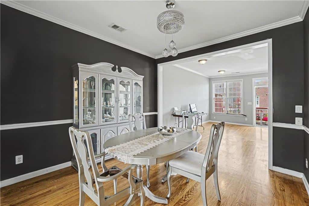 Listing photo 6