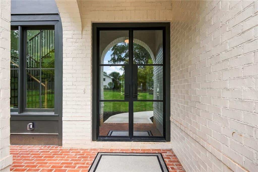 Listing photo 6