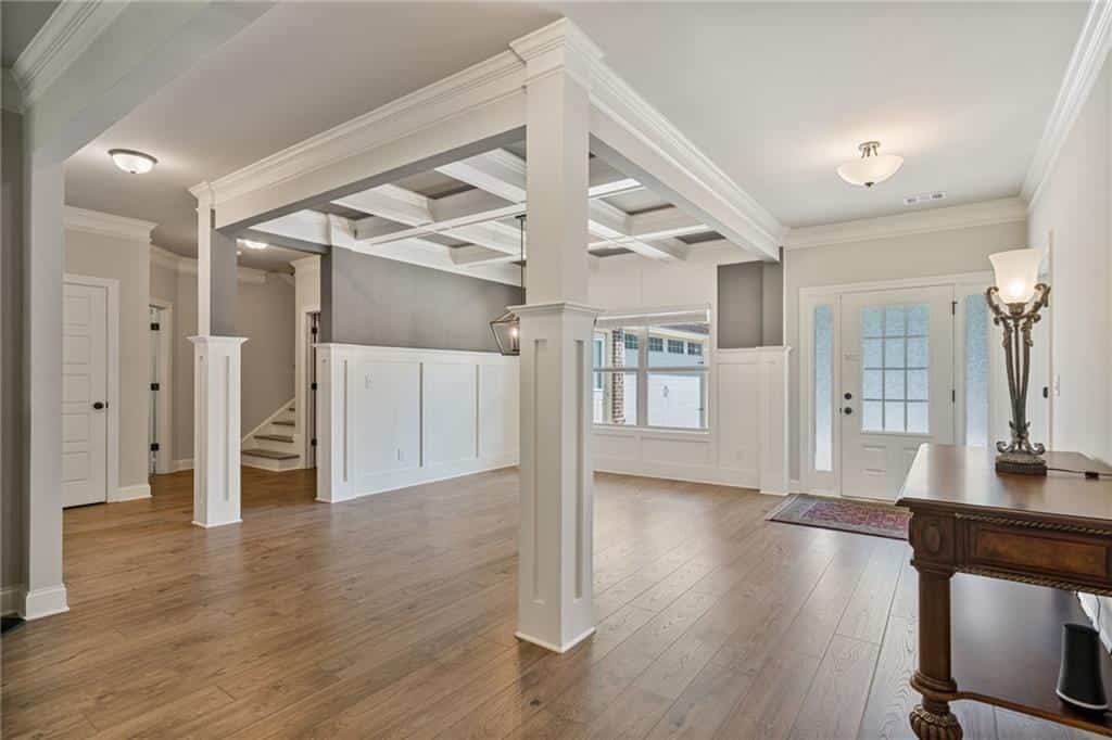 Listing photo 6