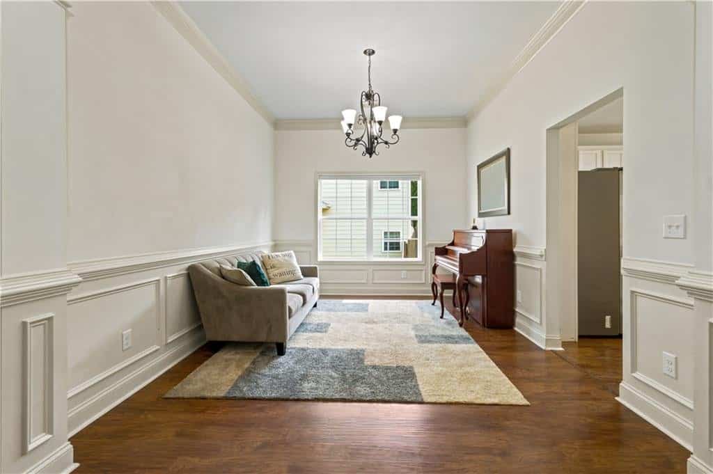 Listing photo 6