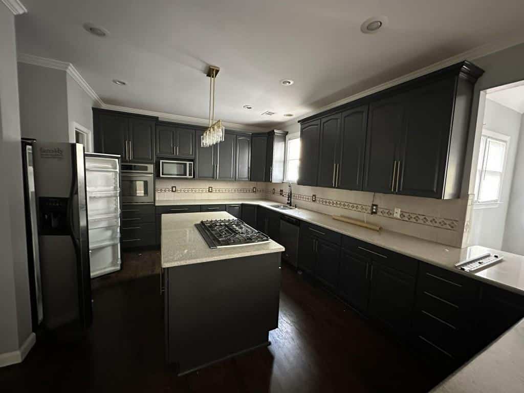 Listing photo 6