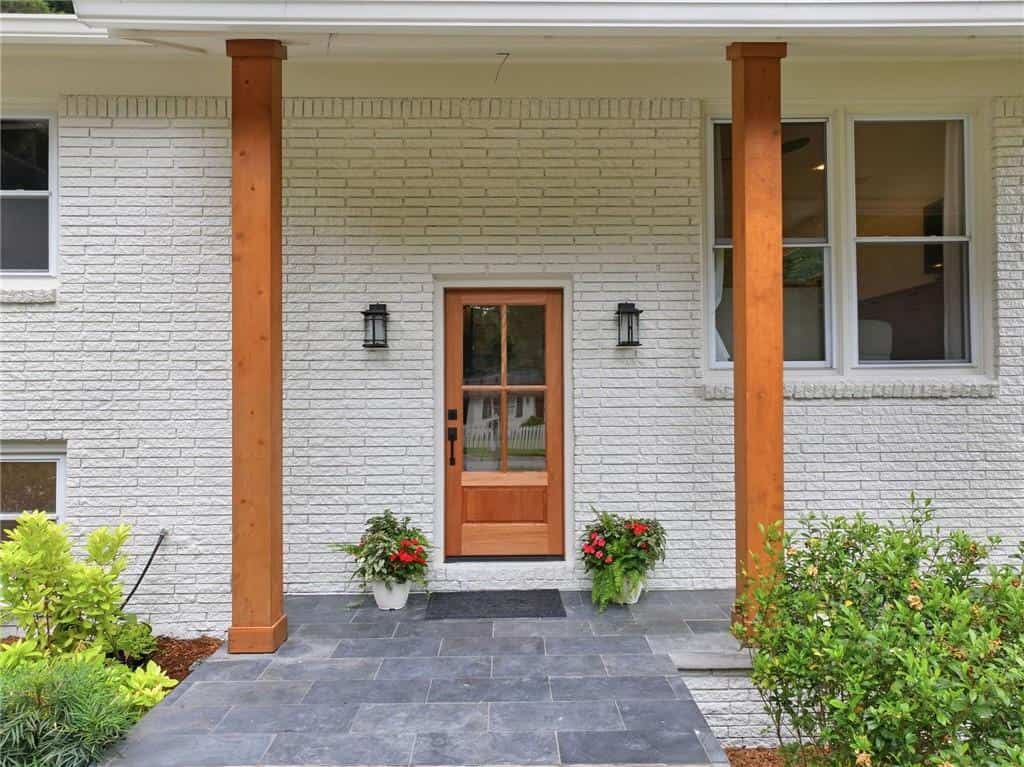 Listing photo 6
