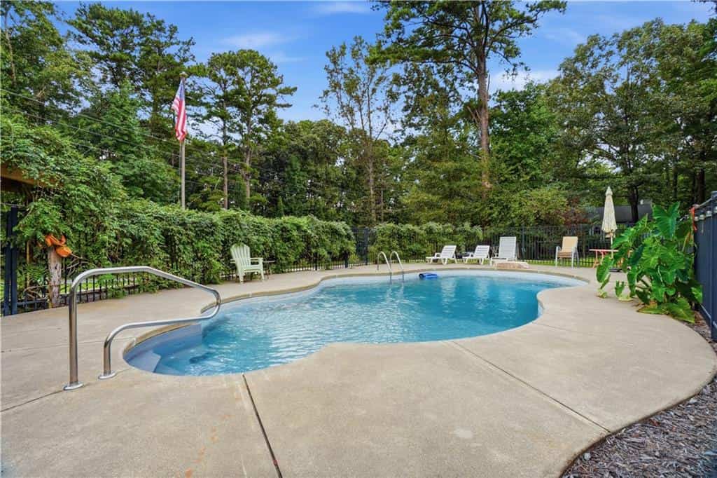 701 Mulberry Circle, Woodstock, GA 30189