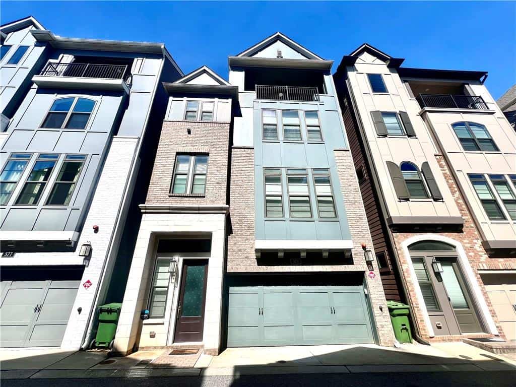 579 Broadview Place NE, Atlanta, GA 30324