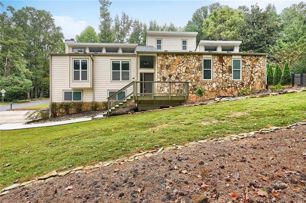 2470 Kingsley Drive NE, Marietta, GA 30062