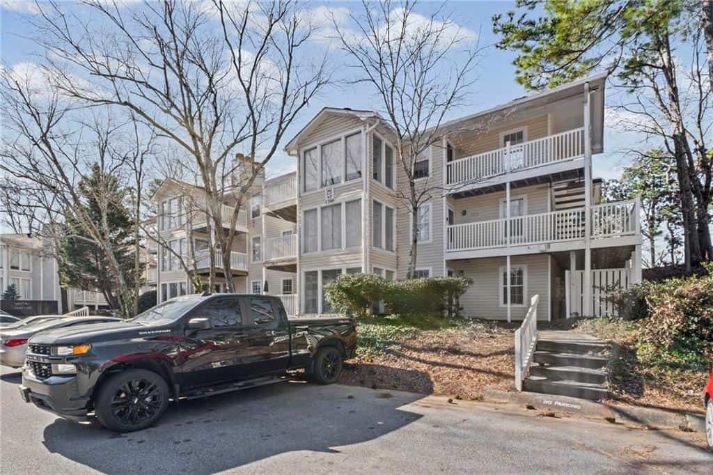 1701 Augusta Drive SE, Marietta, GA 30067