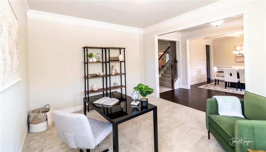 Listing photo 6