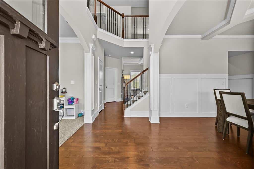 Listing photo 6
