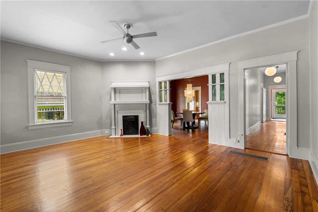 Listing photo 6