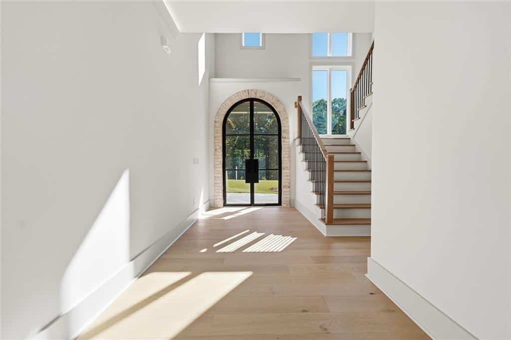Listing photo 6