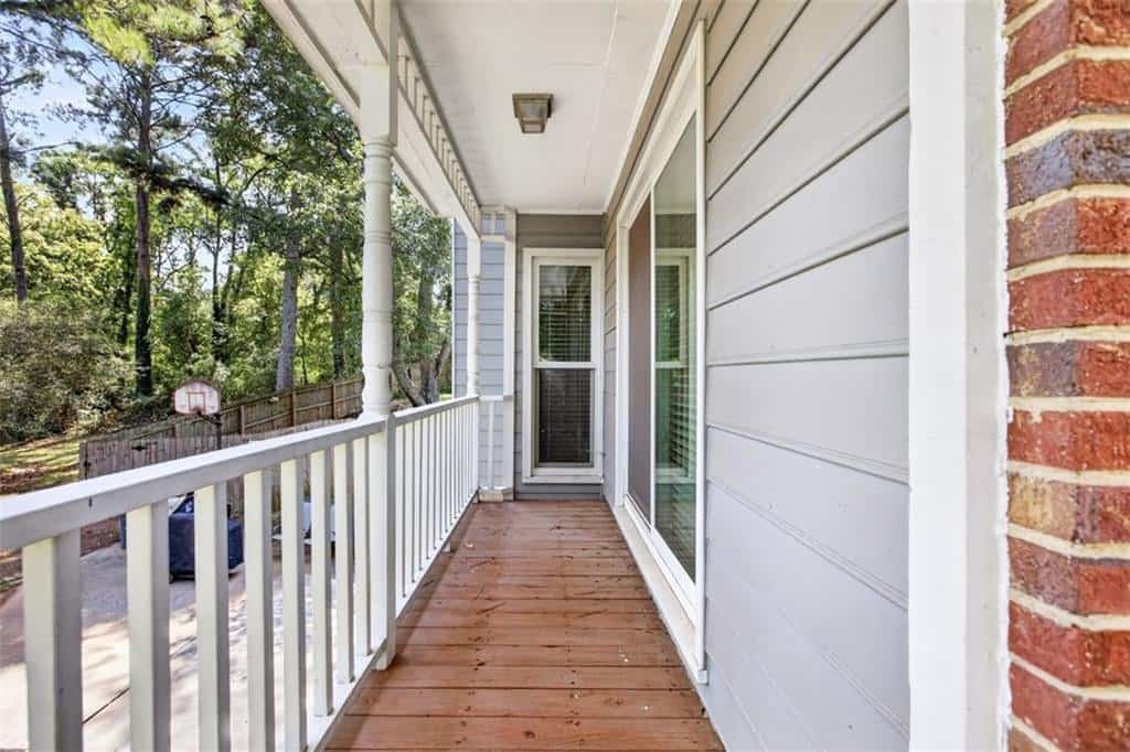 Listing photo 6