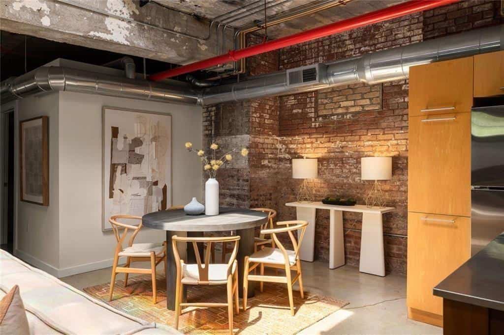 Listing photo 6