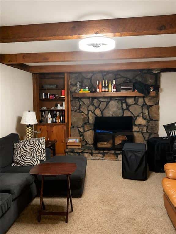 Listing photo 3