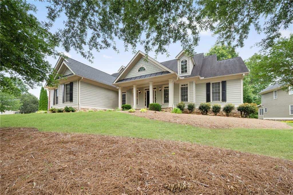2704 Lost Lakes Drive, Powder Springs, GA 30127