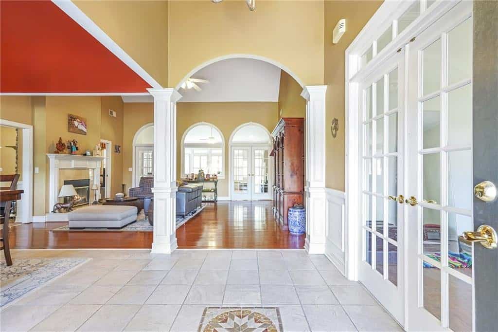 Listing photo 4