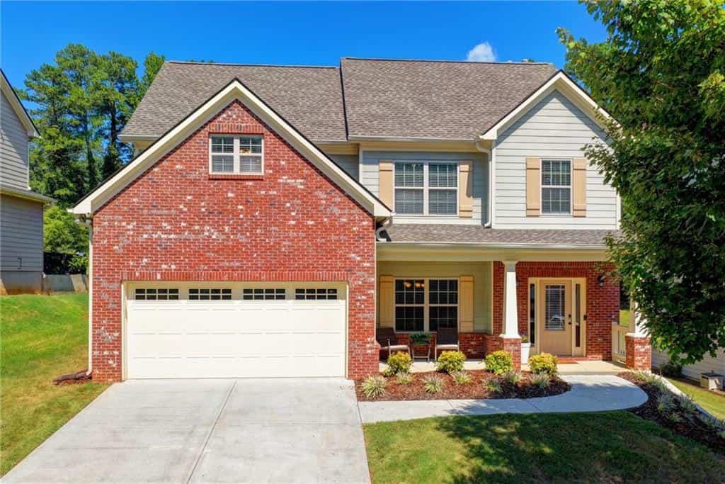 5691 Crest Hill Drive, Buford, GA 30518