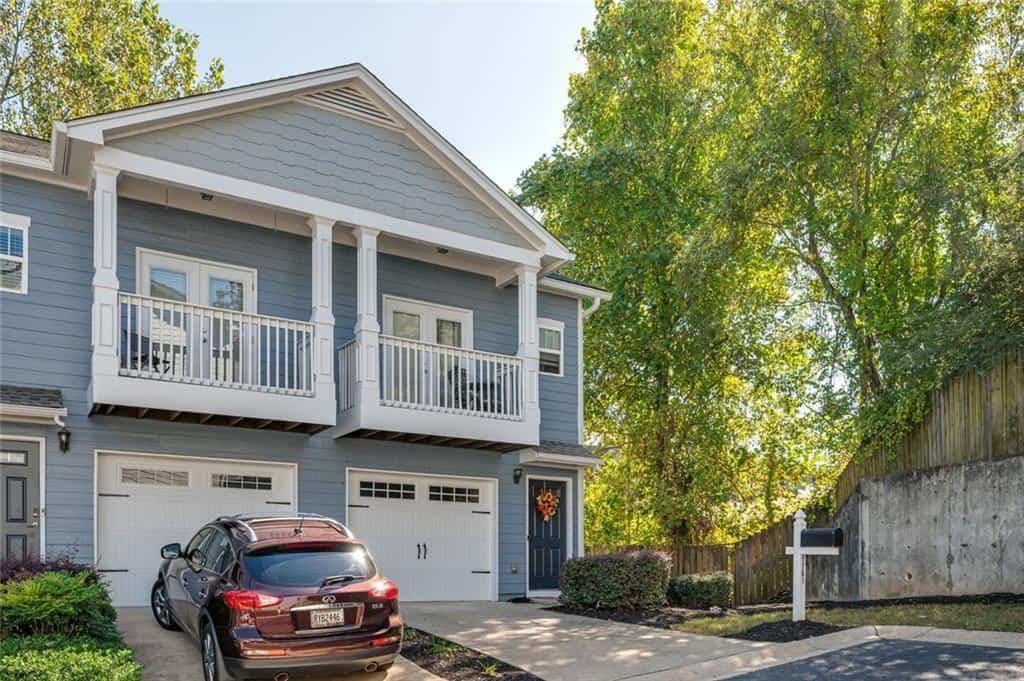 1761 Liberty Parkway, Atlanta, GA 30318