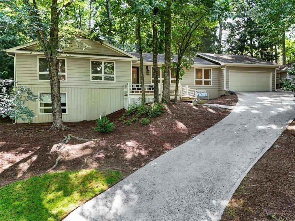 310 Clear Creek Court, Roswell, GA 30076